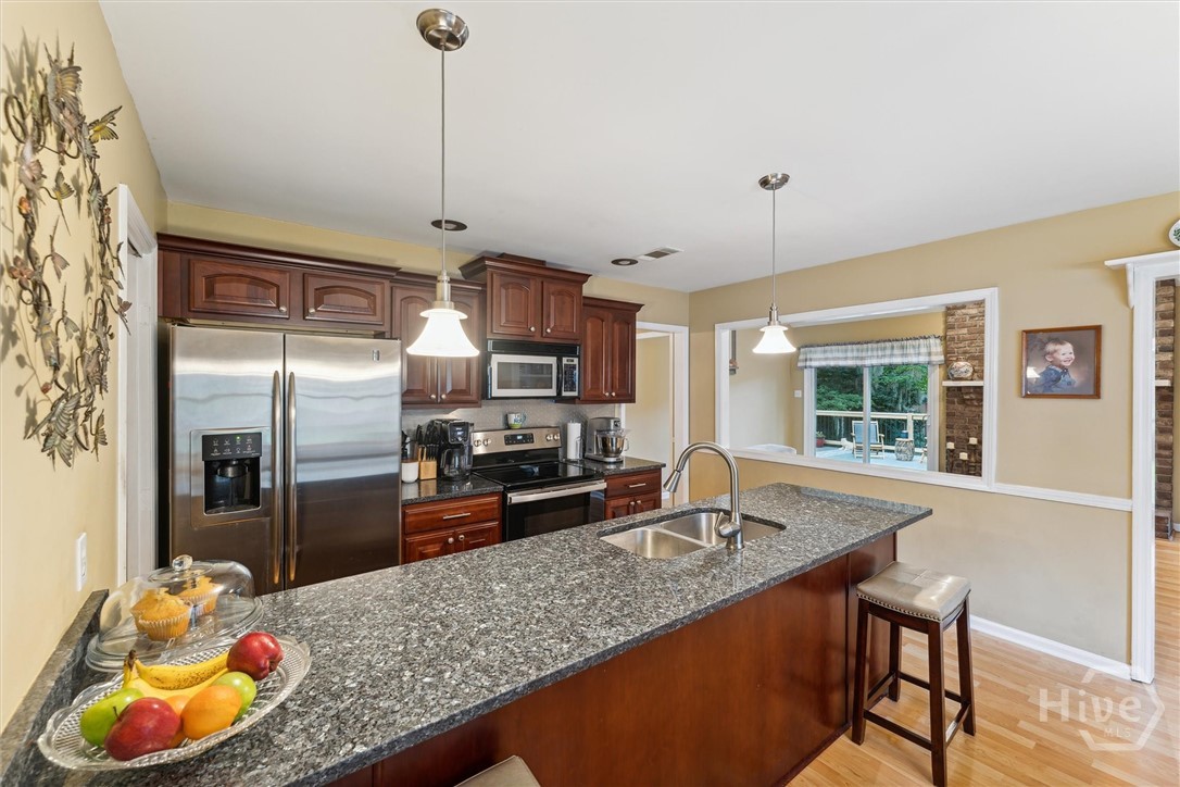 14 Deerwood Road Savannah, GA 31410 - Photo 9 of 34