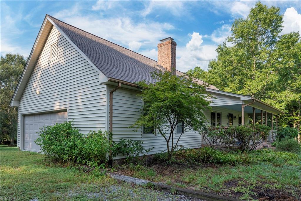6351 Cashatt Road High Point, NC 27263 - Photo 9 of 40 Gallery Image 9