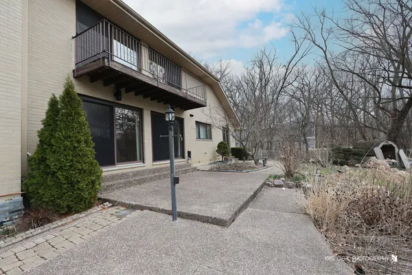 $800,000 | 1191 Hunters Lane, Libertyville, IL 60048