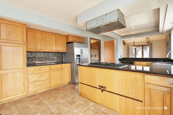 $800,000 | 1191 Hunters Lane, Libertyville, IL 60048