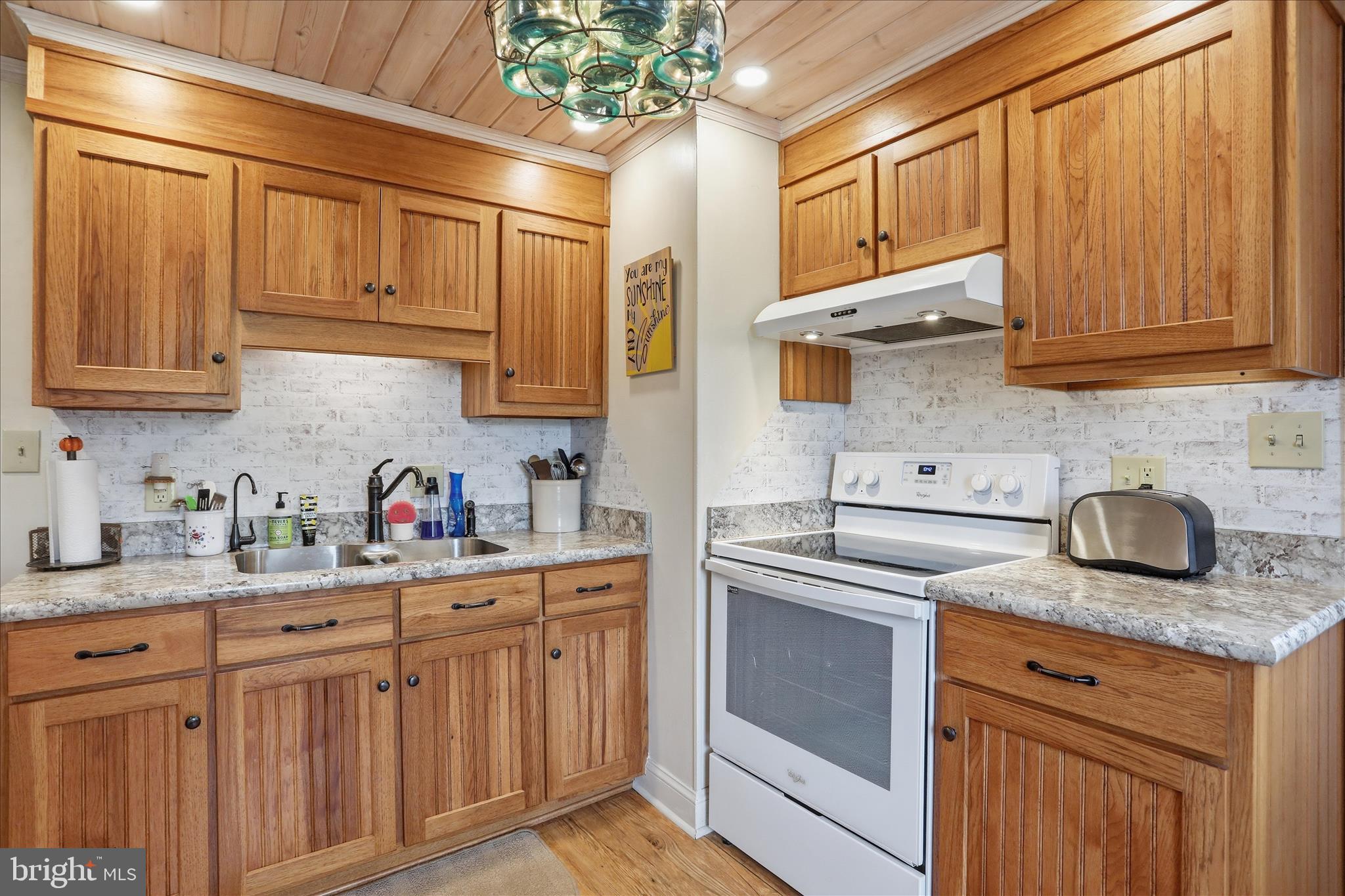 5704 Montgomery Church Road Greencastle, PA 17225 - Photo 11 of 41 Kitchen