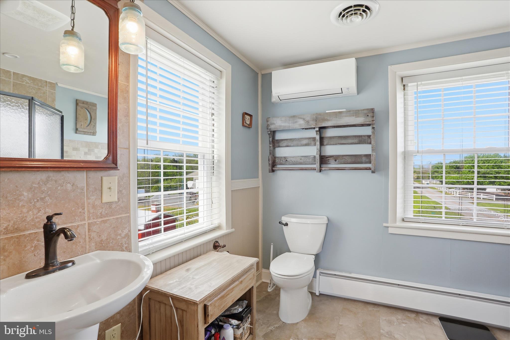 5704 Montgomery Church Road Greencastle, PA 17225 - Photo 20 of 41 Full Bath