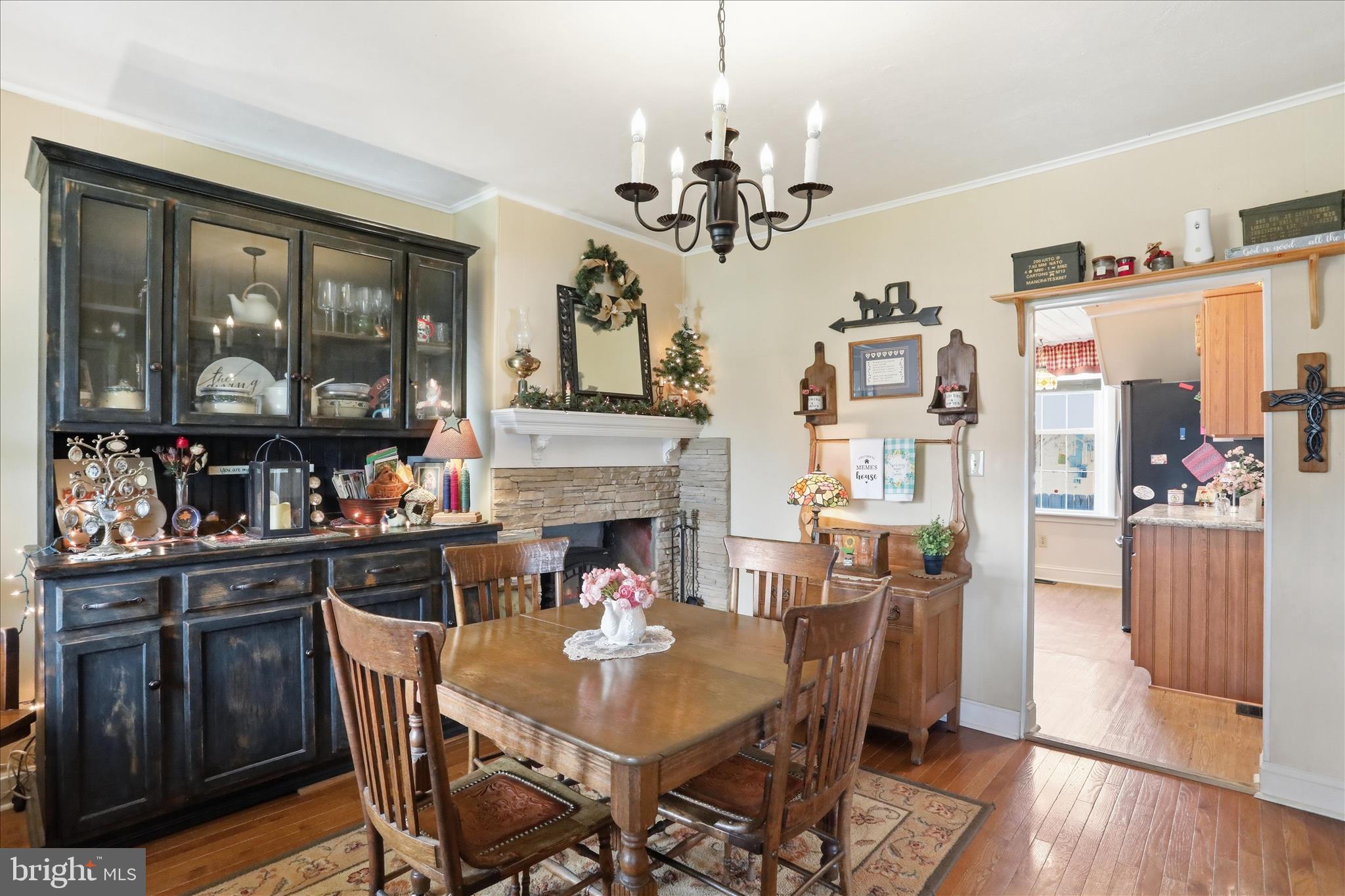 5704 Montgomery Church Road Greencastle, PA 17225 - Photo 4 of 41 Dining Room