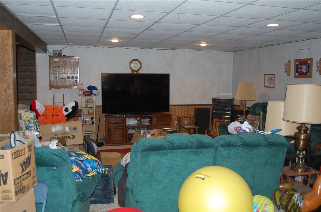 910 Baker Road Versailles, OH 45380 - Photo 20 of 23