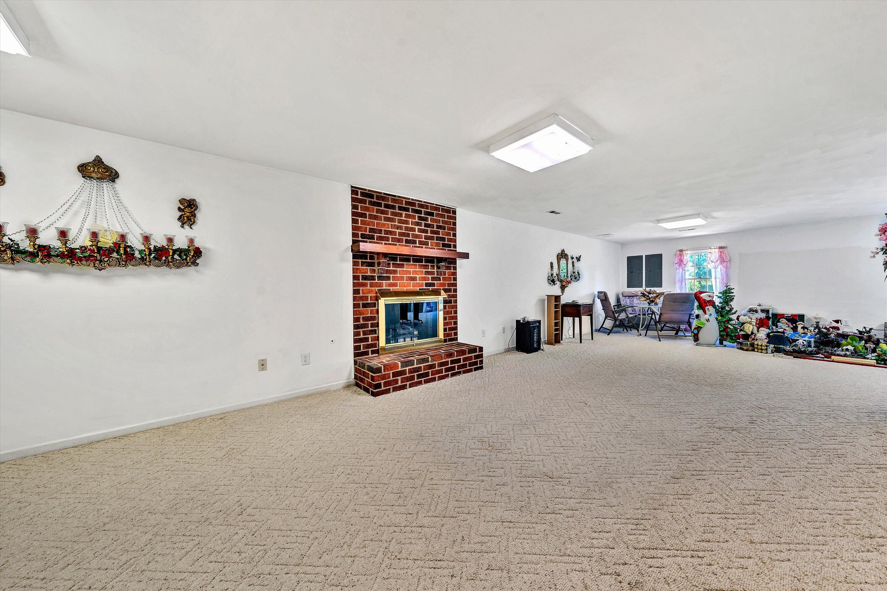 2314 Etzler Road Troutville, VA 24175 - Photo 43 of 56 46-082220240128