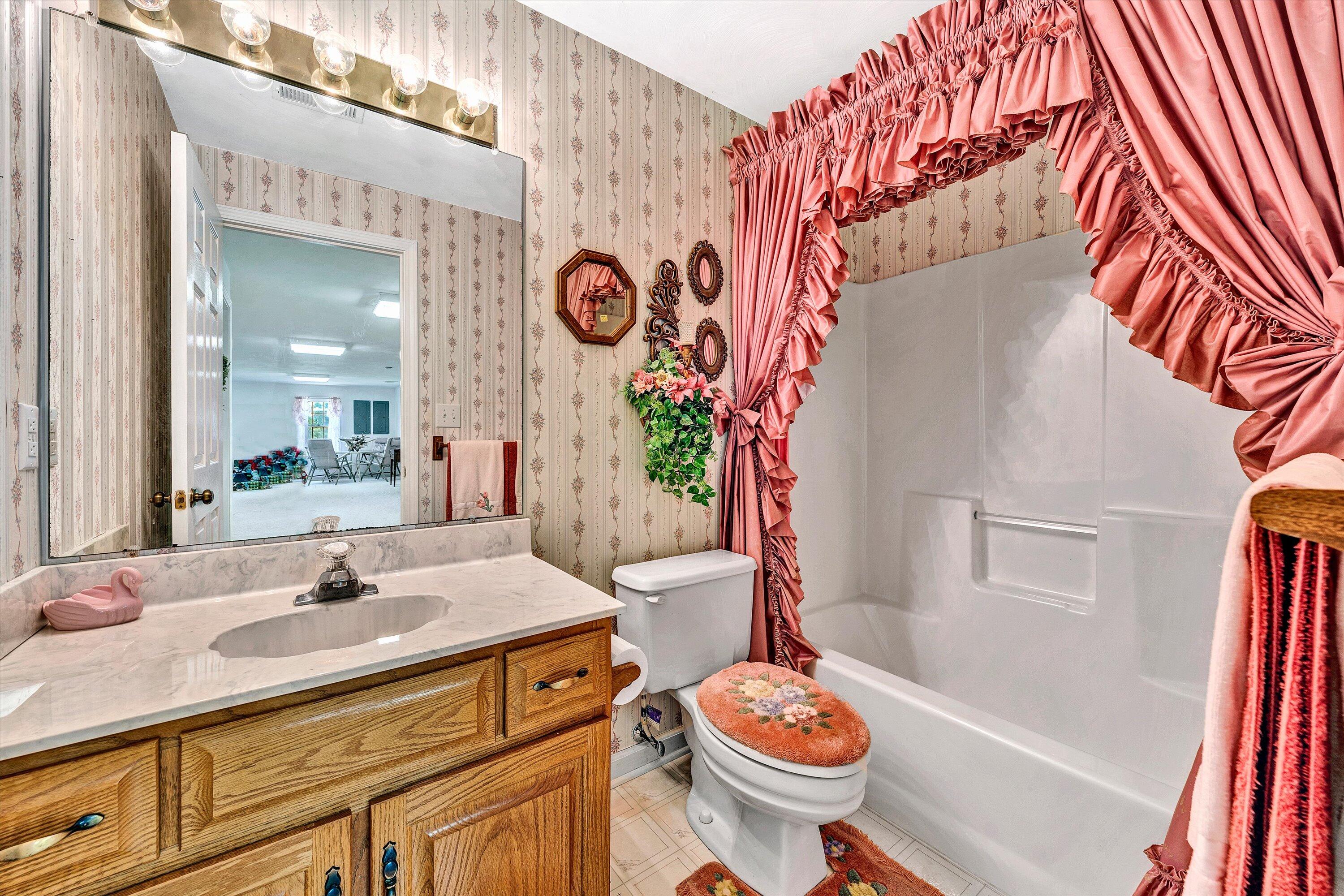 2314 Etzler Road Troutville, VA 24175 - Photo 47 of 56 50-082220240132