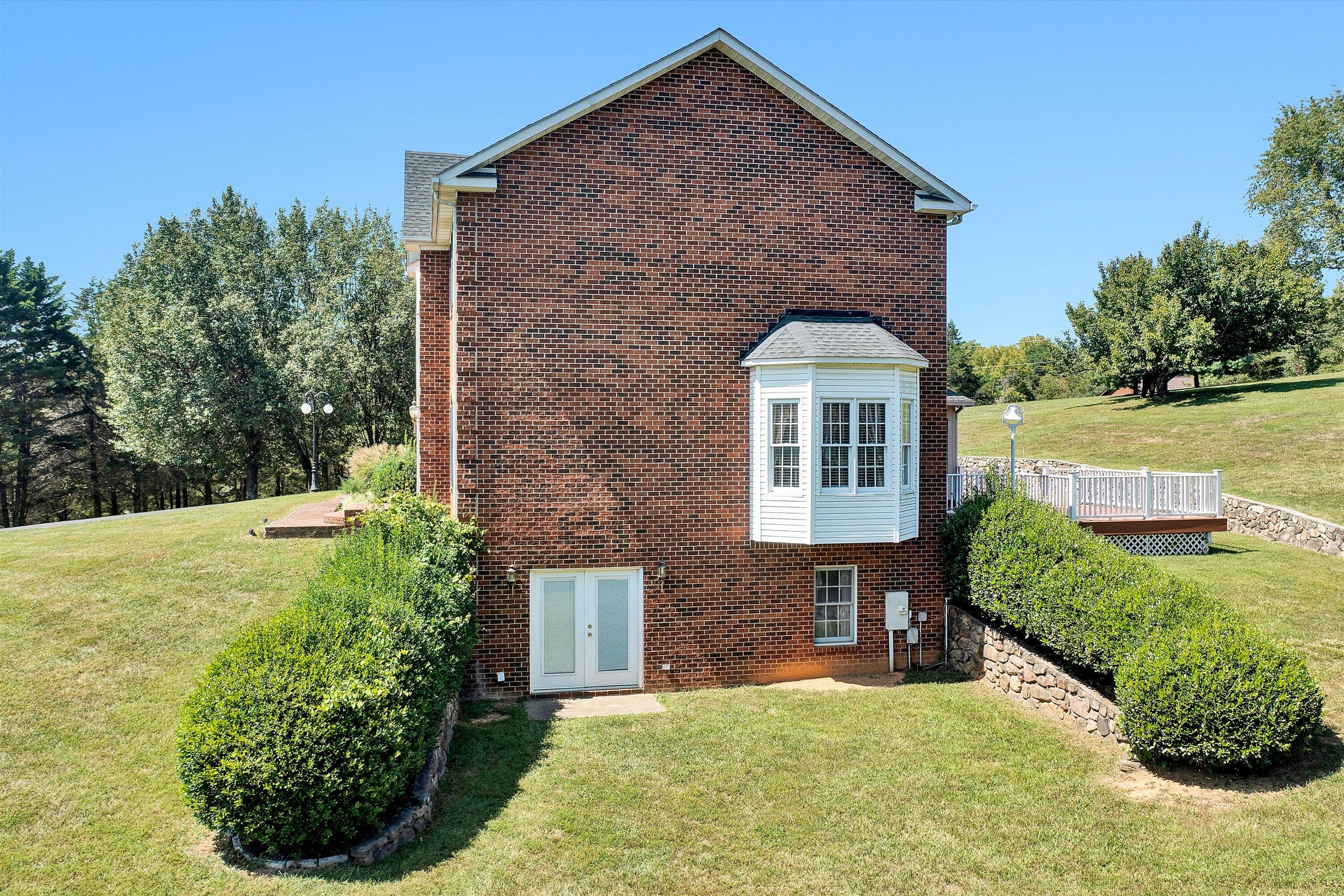2314 Etzler Road Troutville, VA 24175 - Photo 50 of 56 53-082220240148