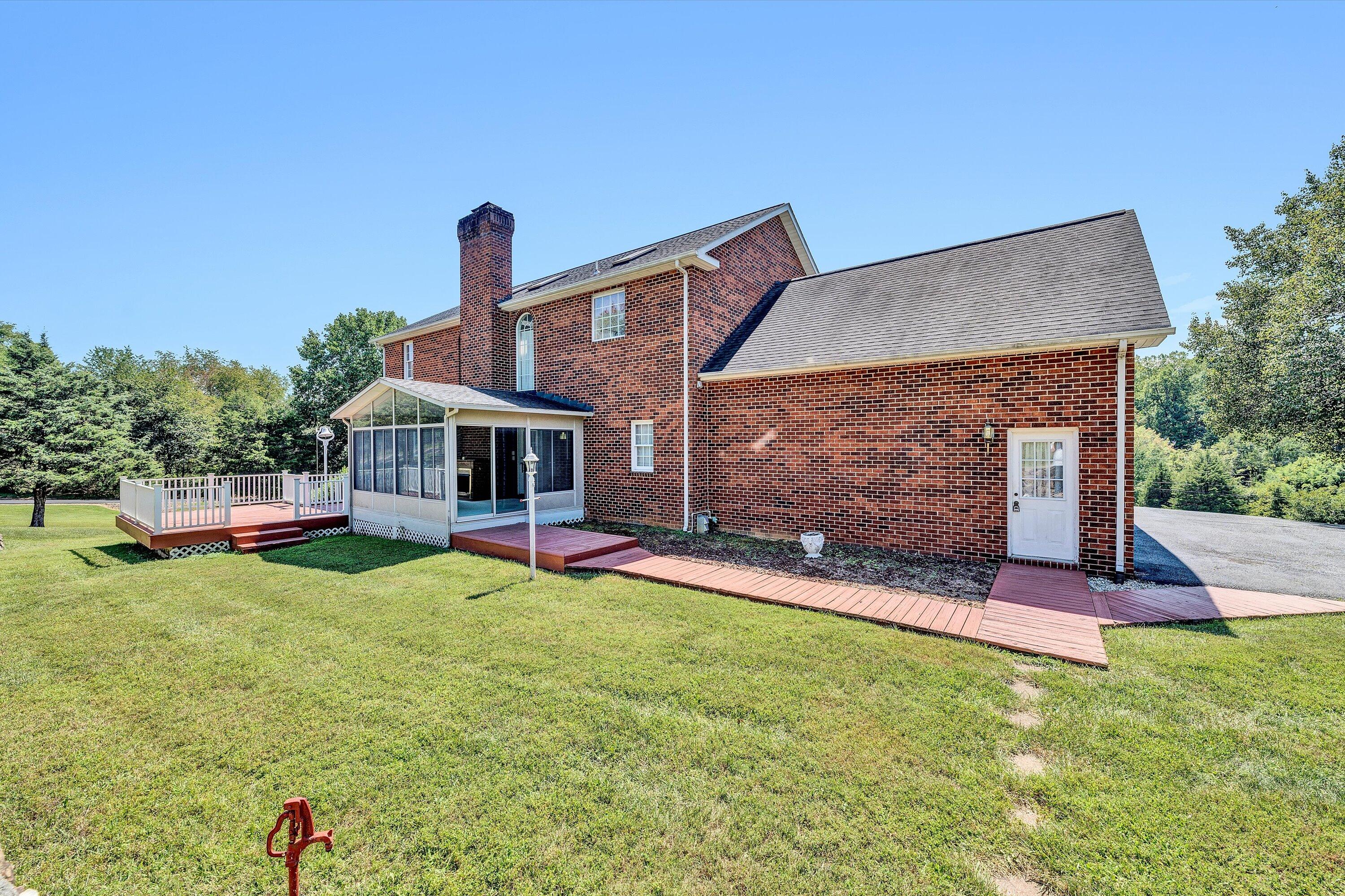 2314 Etzler Road Troutville, VA 24175 - Photo 6 of 56 56-082220240137