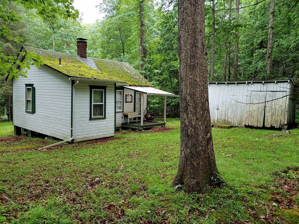 1449 Blacklog Valley Road Orbisonia, PA 17243 - Photo 4 of 25 Gallery Image 4