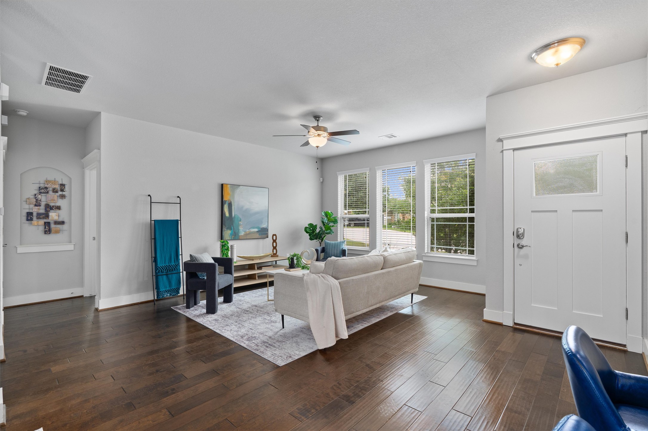 10625 Wills Loop Austin, TX 78717 - Photo 38 of 38 The open floor plan allows in an abundance of natural light.