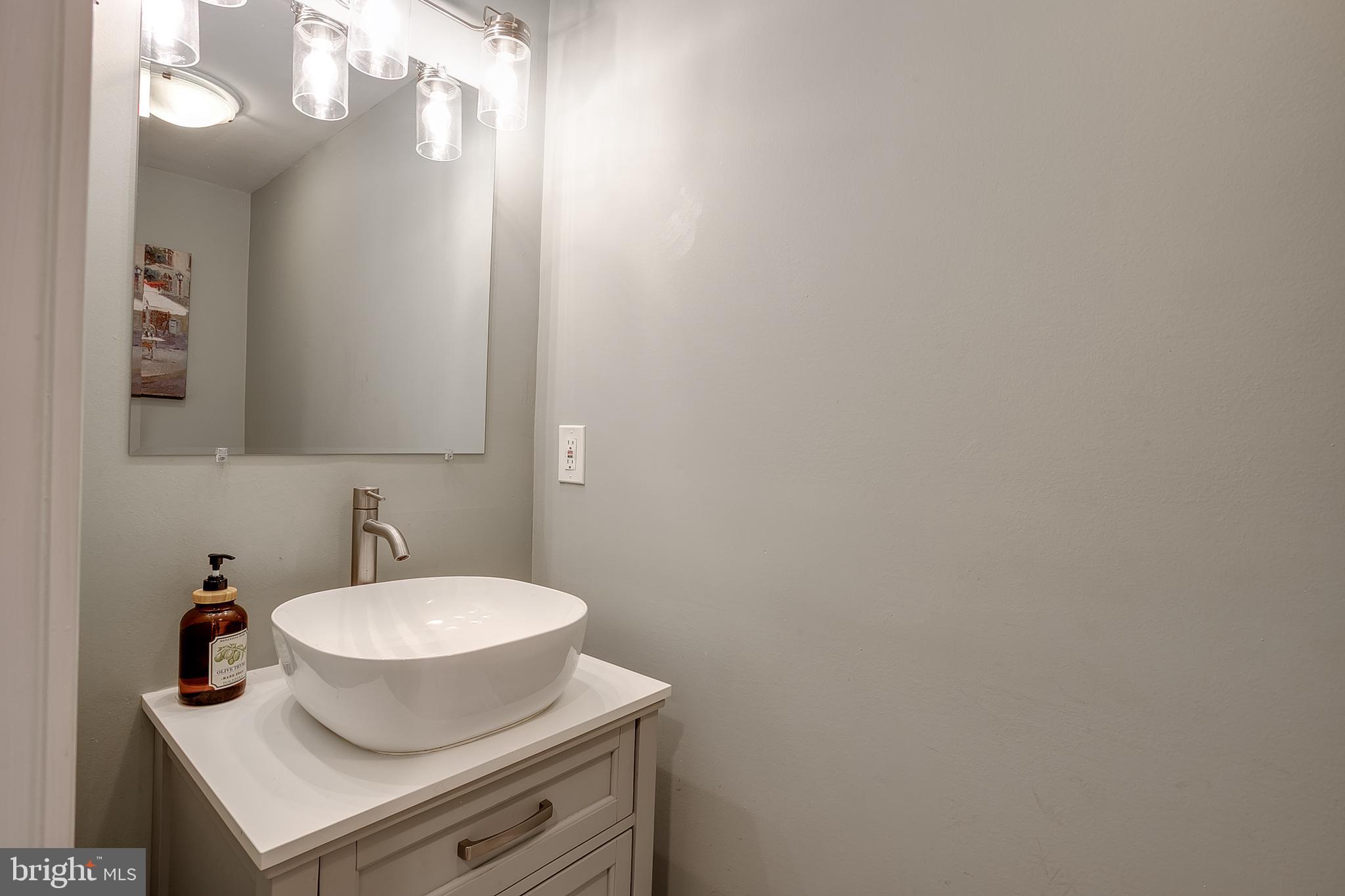 125 Union Mill Road Mount Laurel, NJ 08054 - Photo 21 of 45 Half Bathroom