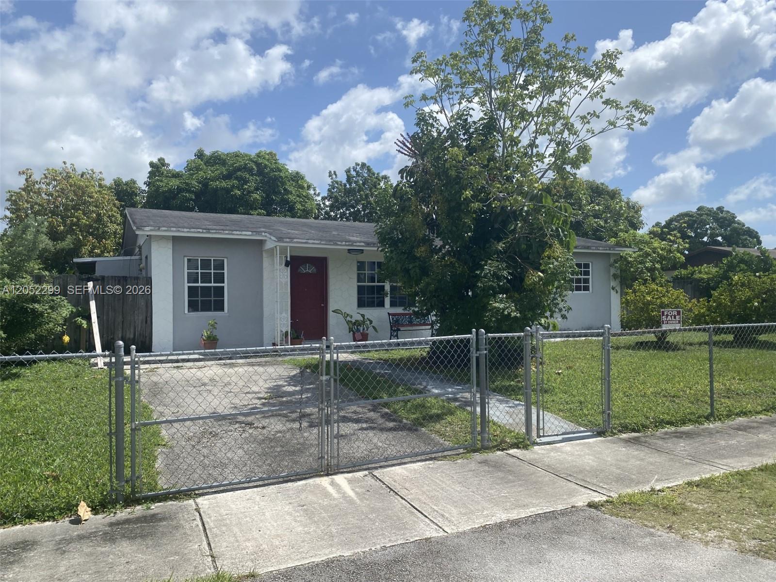 15061 Southwest 299th Street Homestead, FL 33033 - Photo 1 of 6