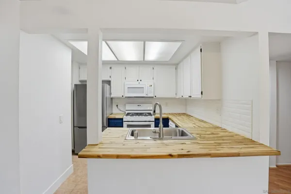 $460,000 | 3039 Brookpine Court, Spring Valley, CA 91978