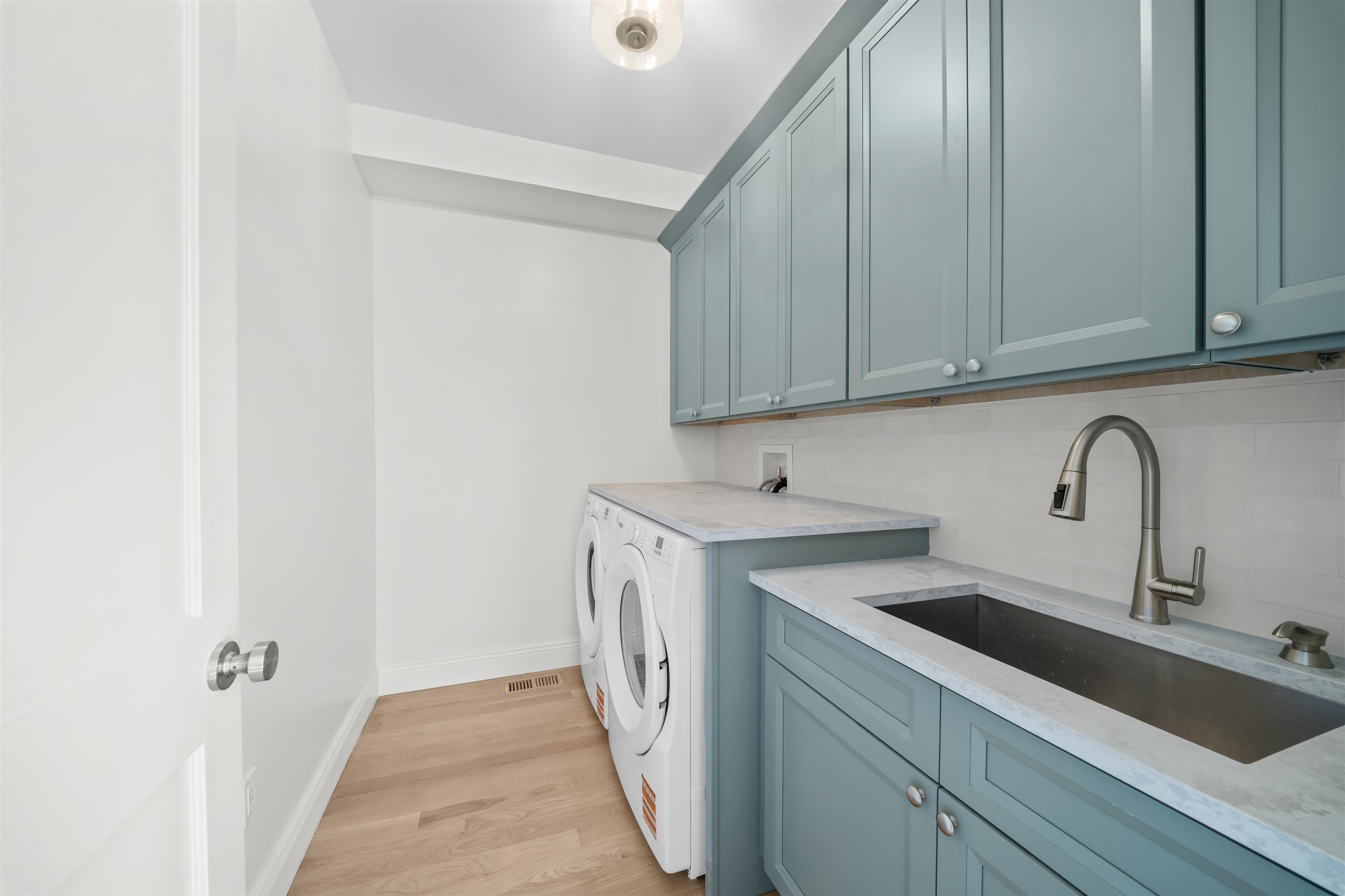 17 Rising Ridge Road, Unit 3 Campton, NH 03223 - Photo 27 of 49