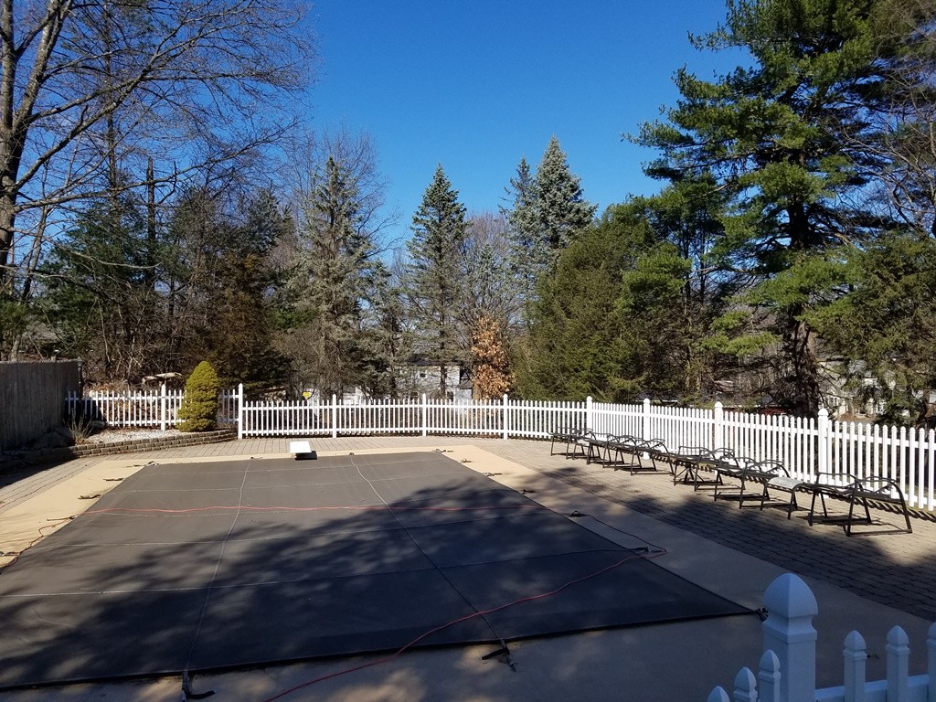 25 Hilldale Road Ashland, MA 01721 - Photo 3 of 30 Gallery Image 3