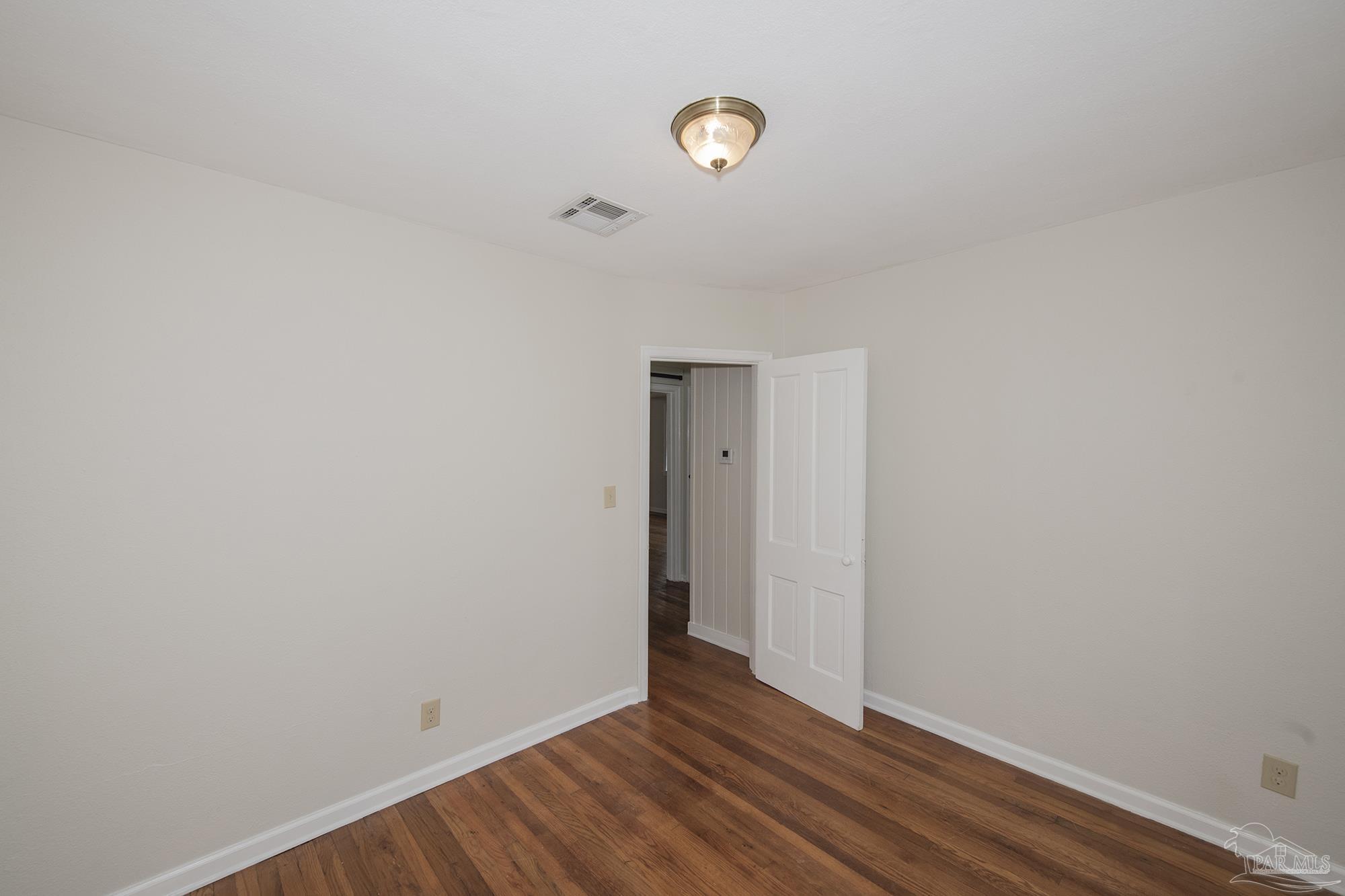 211 Berry Road Pensacola, FL 32507 - Photo 20 of 39