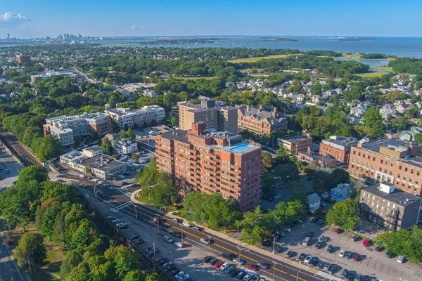 $2,250 | 77 Adams Street, Unit 303, Quincy, MA 02169