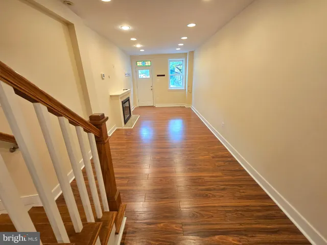 a view of an entryway