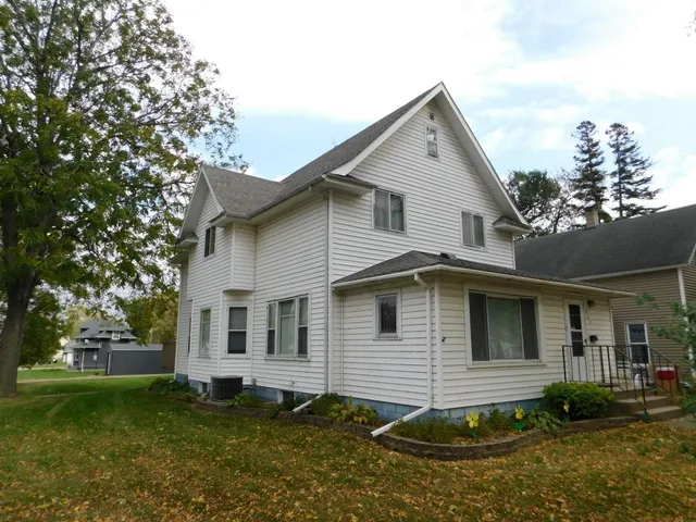 $135,000 | 551 Cynthia Street, Maynard, MN 56260