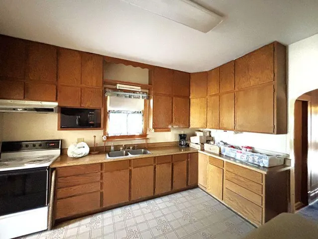 $135,000 | 551 Cynthia Street, Maynard, MN 56260