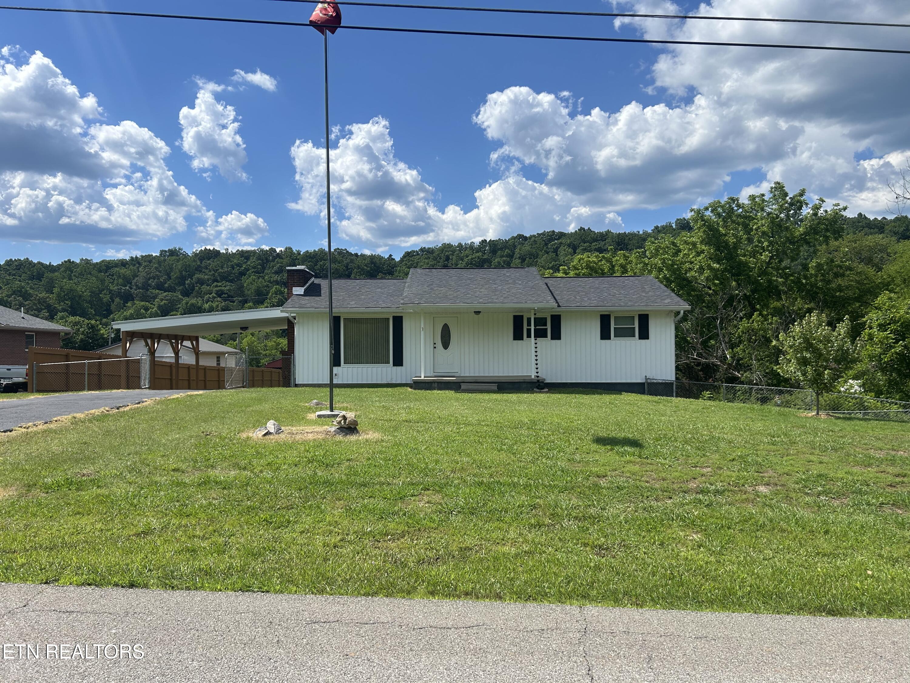 4579 Nails Creek Road Rockford, TN 37853 - Photo 1 of 11 IMG_2782