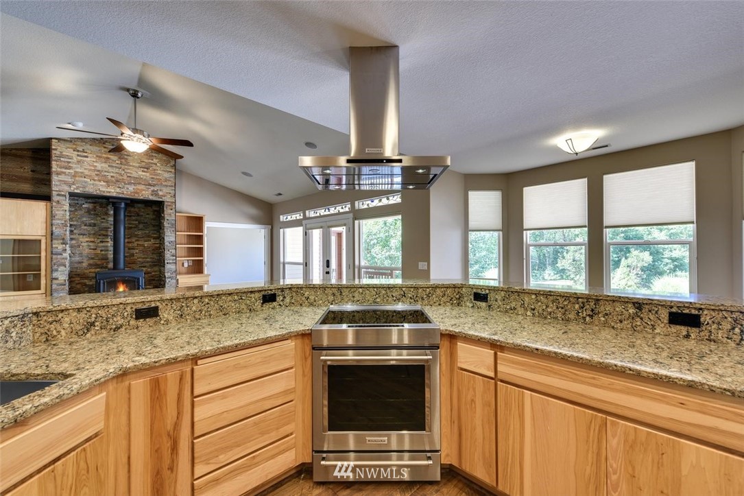 8317 Northeast Sorenson Road La Center, WA 98629 - Photo 12 of 35 Gallery Image 12