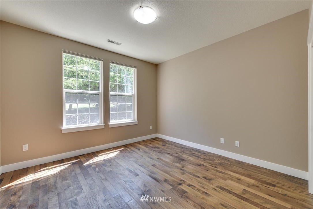 8317 Northeast Sorenson Road La Center, WA 98629 - Photo 22 of 35 Gallery Image 22