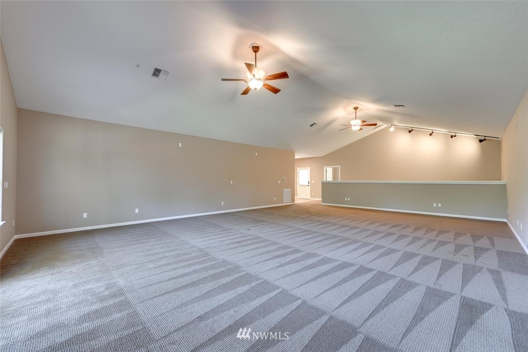 8317 Northeast Sorenson Road La Center, WA 98629 - Photo 28 of 35 Gallery Image 28