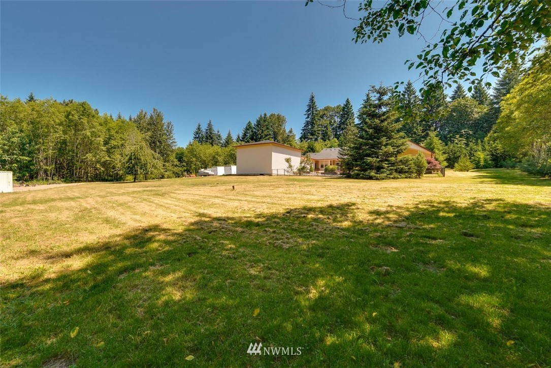 8317 Northeast Sorenson Road La Center, WA 98629 - Photo 33 of 35 Gallery Image 33