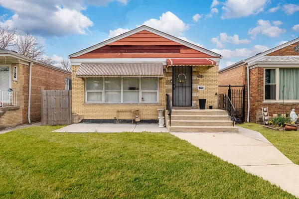 $314,900 | 7124 South Kedzie Avenue, Chicago, IL 60629