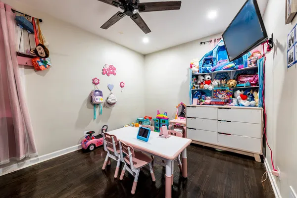 $314,900 | 7124 South Kedzie Avenue, Chicago, IL 60629