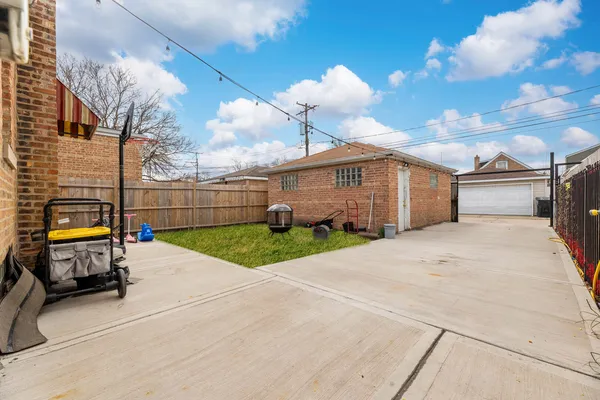 $314,900 | 7124 South Kedzie Avenue, Chicago, IL 60629