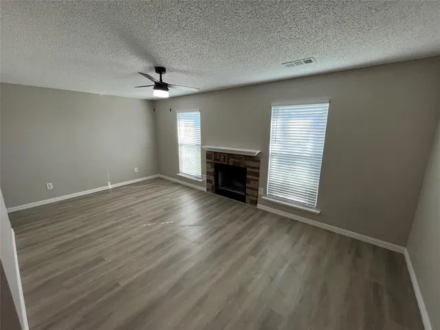 $1,900 | 3840 Scarsdale Lane, Dallas, TX 75227