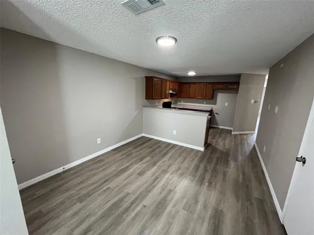 $1,900 | 3840 Scarsdale Lane, Dallas, TX 75227