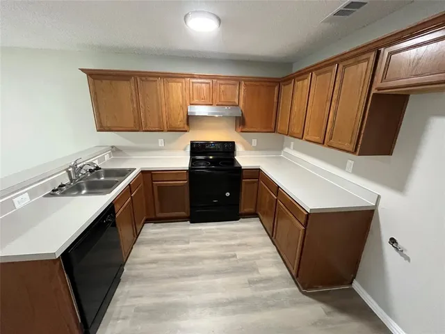 $1,900 | 3840 Scarsdale Lane, Dallas, TX 75227