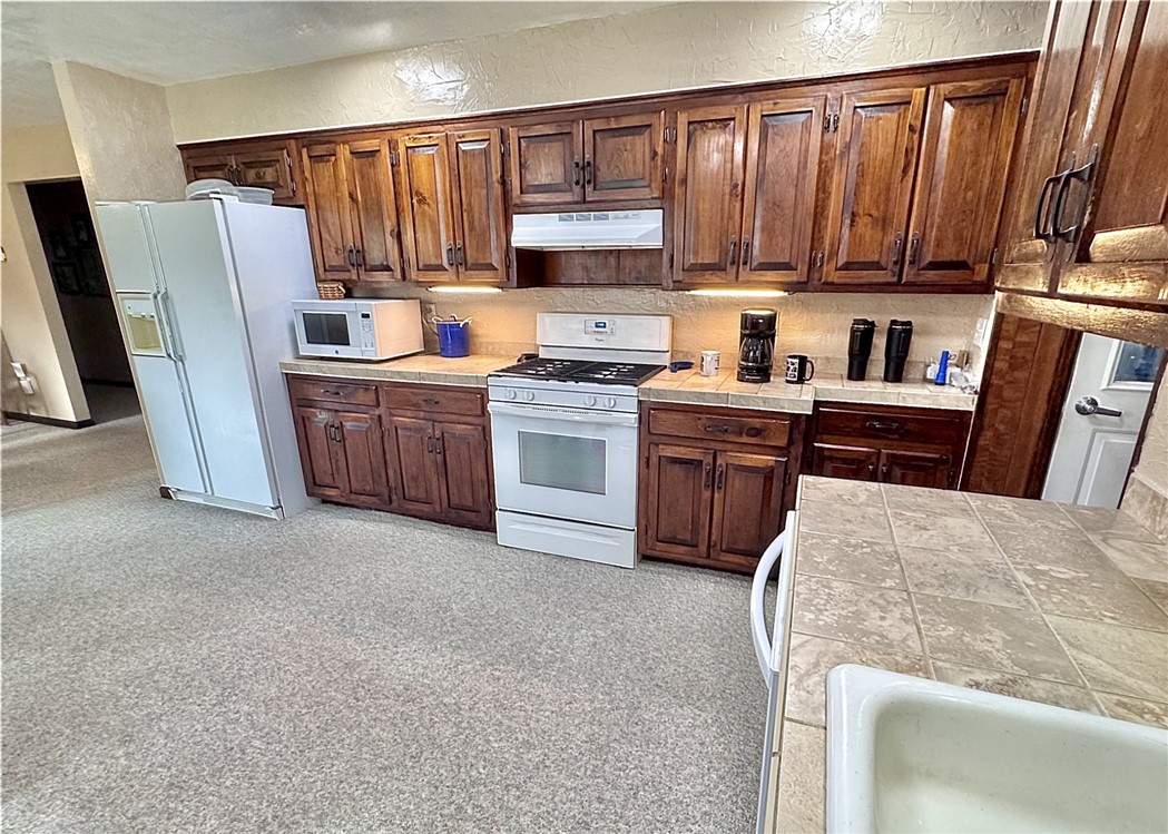 290 Little Lakes Road Warren, NY 13439 - Photo 13 of 28