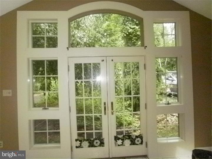 5827 Stoney Hill Road Buckingham, PA 18938 - Photo 3 of 7 Sun Room