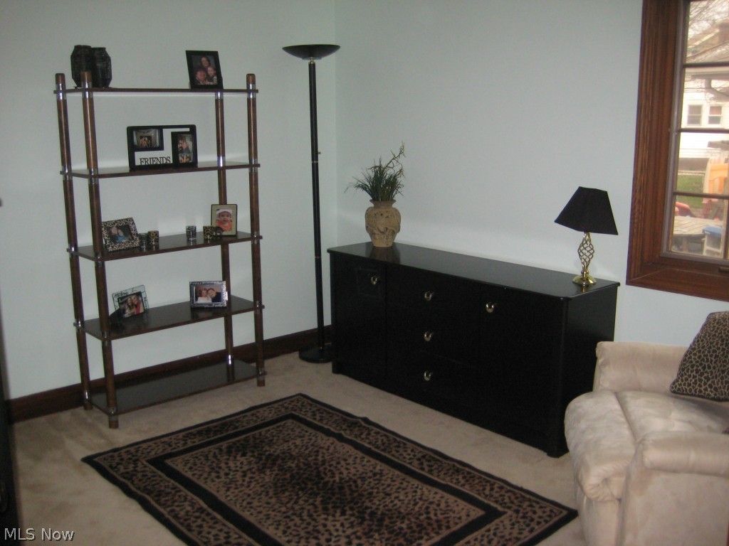 8526 West Moreland Road Cleveland, OH 44129 - Photo 12 of 24 Gallery Image 12