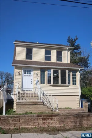 $688,888 | 157 1st Street, Englewood, NJ 07631