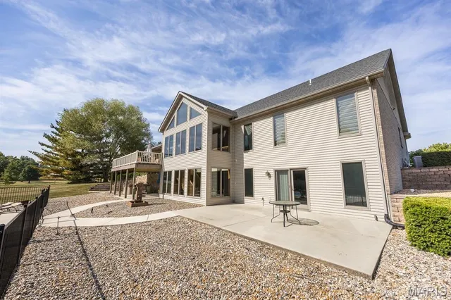 $785,000 | 71 Josiah Lane, Millstadt, IL 62260