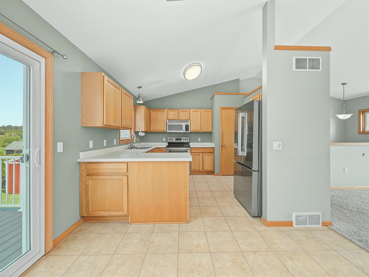 6738 Henry Road Belleville, WI 53508 - Photo 15 of 59 Gallery Image 15