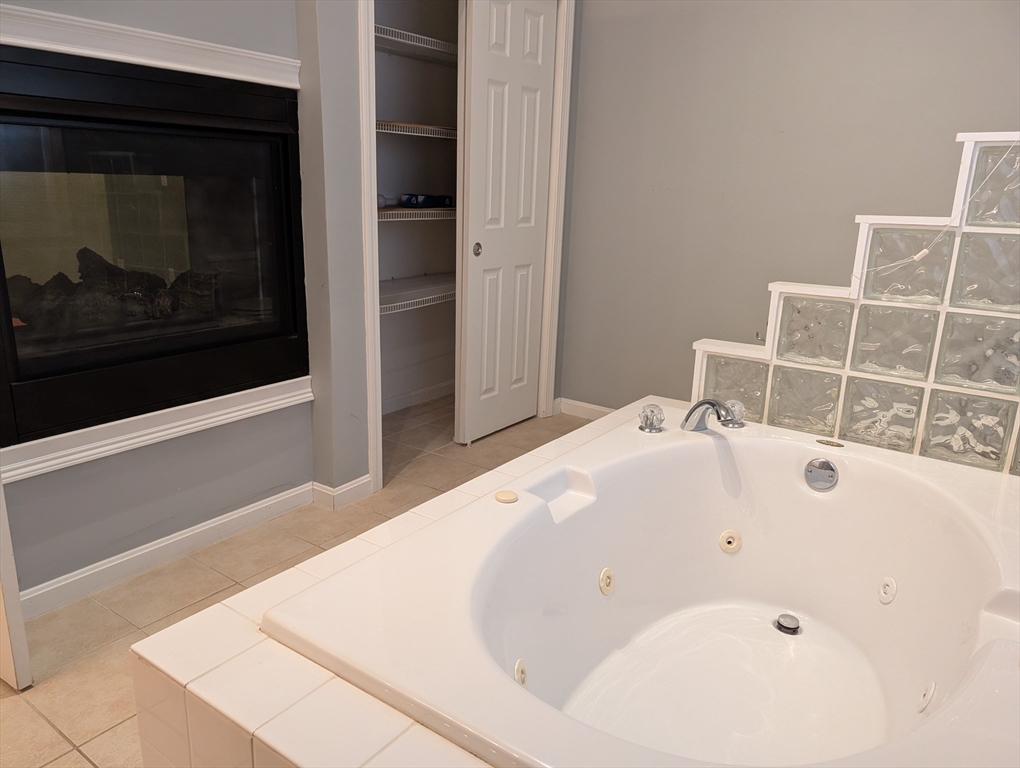 285 America Boulevard, Unit 285 Ashland, MA 01721 - Photo 15 of 18