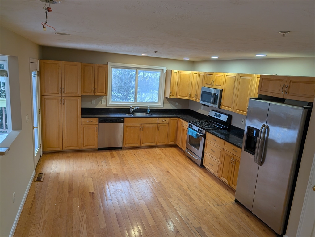 285 America Boulevard, Unit 285 Ashland, MA 01721 - Photo 7 of 18
