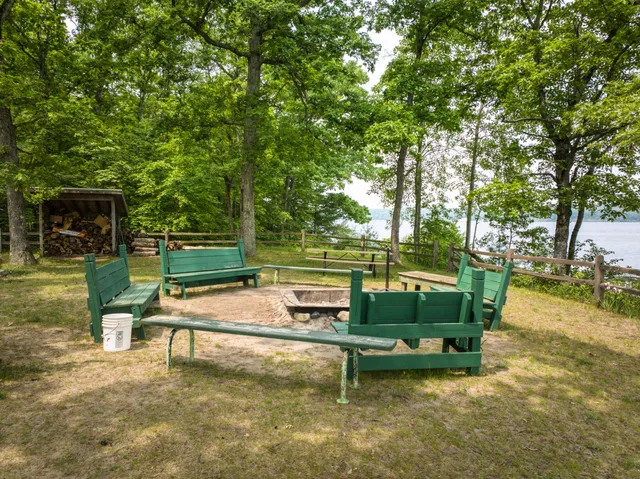 $159,900 | 8182 Hardy Drive, Newaygo, MI 49337