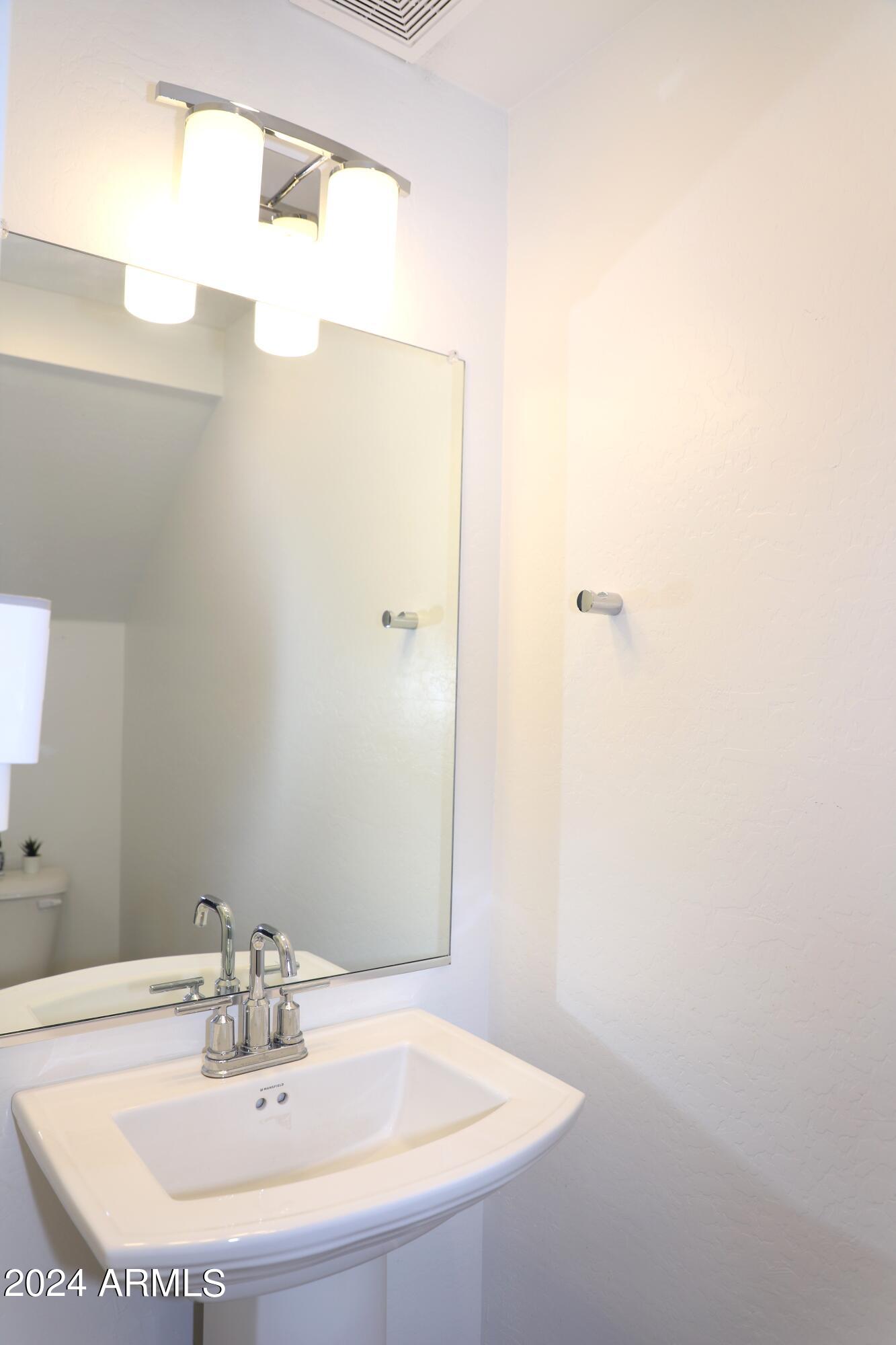 901 South Smith Road, Unit 1059 Tempe, AZ 85281 - Photo 39 of 58 38