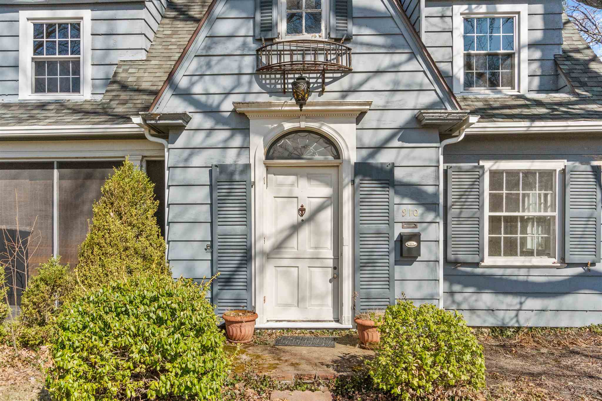 910 West Rudisill Boulevard Fort Wayne, IN 46807 - Photo 3 of 36 Gallery Image 3