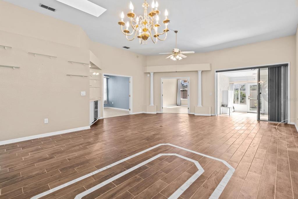 2788 Country Way Clearwater, FL 33763 - Photo 5 of 42
