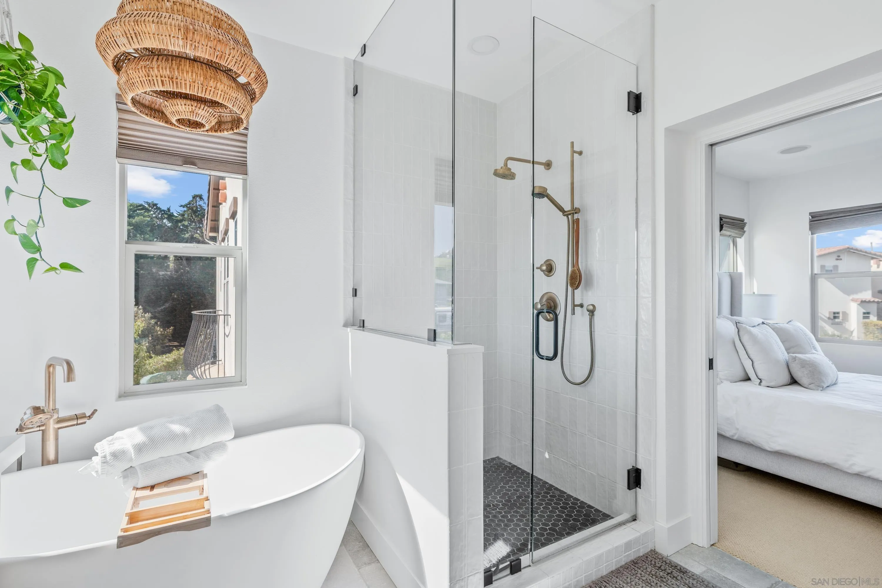 669 Calypso Place Encinitas, CA 92024 - Photo 27 of 33