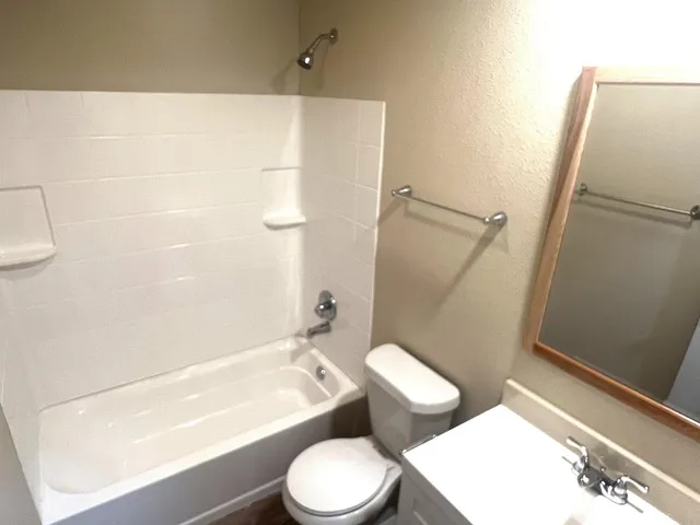 $750 | 1904 17th Street, Unit B, Lubbock, TX 79401