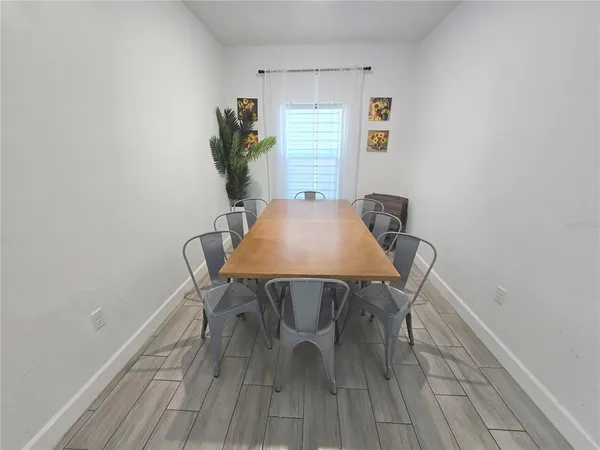 $2,295 | 4663 Conley Street, Orlando, FL 32811